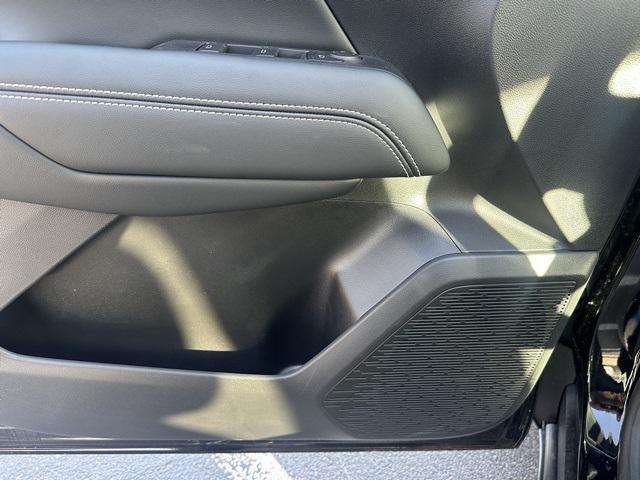 new 2025 GMC Terrain car, priced at $32,425