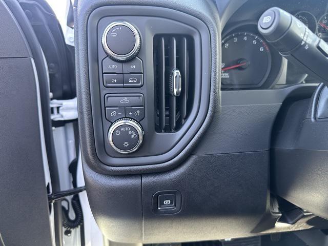 new 2025 GMC Sierra 1500 car, priced at $51,635