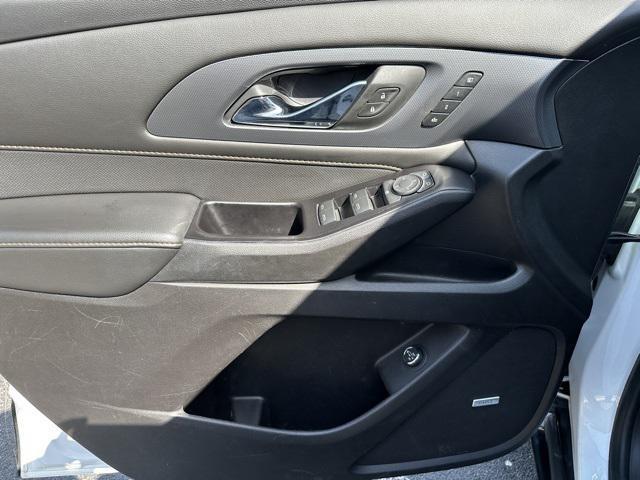 used 2020 Chevrolet Traverse car, priced at $22,263