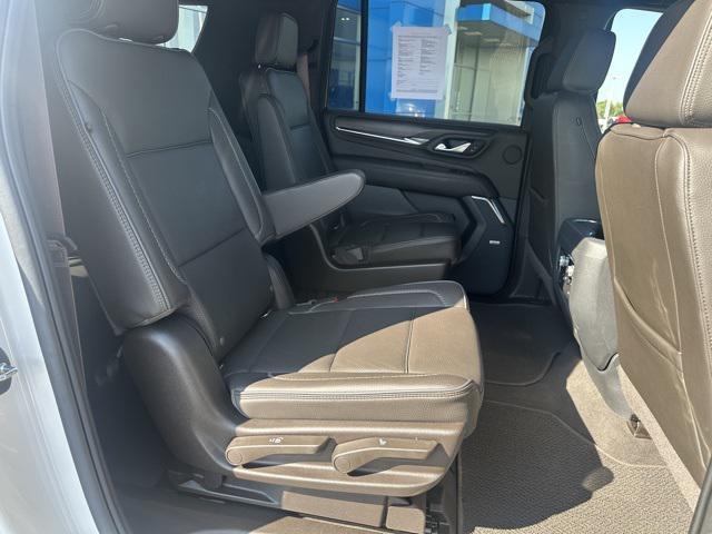 used 2022 GMC Yukon XL car, priced at $49,736