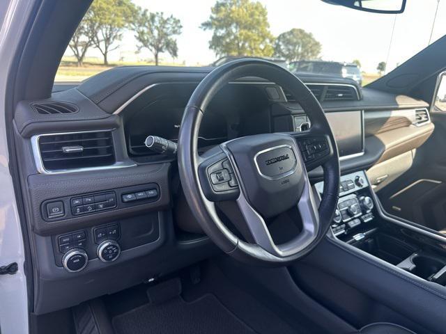 used 2022 GMC Yukon XL car, priced at $49,736