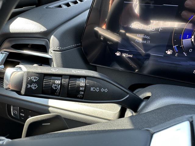 new 2026 Chevrolet Traverse car, priced at $43,525