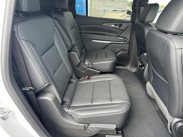 new 2025 Chevrolet Traverse car, priced at $46,020