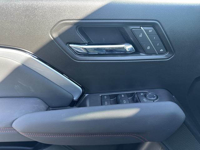 new 2025 Chevrolet Colorado car, priced at $46,800