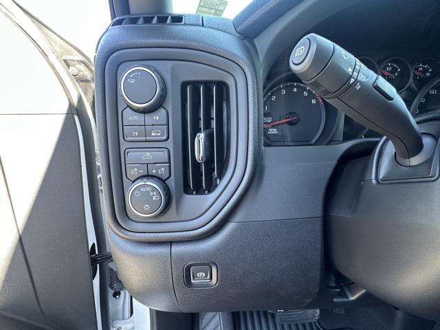 new 2025 Chevrolet Silverado 1500 car, priced at $47,790