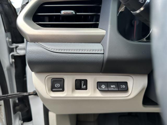 used 2021 GMC Acadia car, priced at $31,880