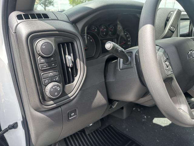 new 2025 Chevrolet Silverado 1500 car, priced at $47,645