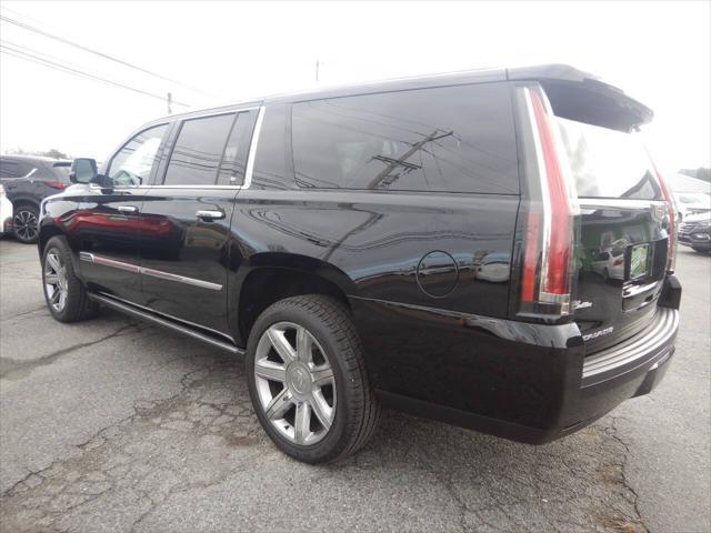 used 2015 Cadillac Escalade ESV car, priced at $25,999