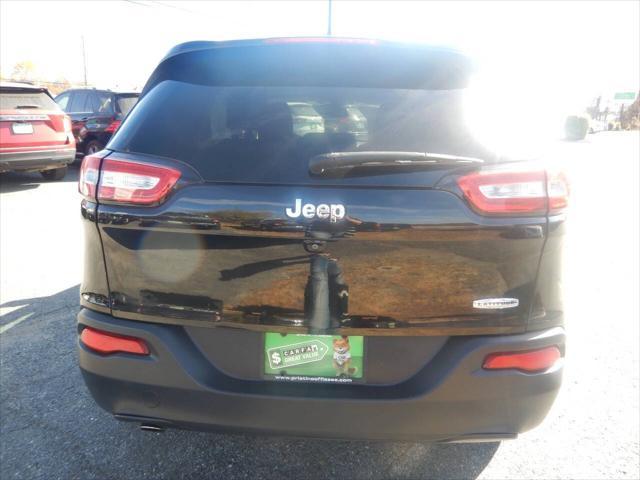 used 2016 Jeep Cherokee car, priced at $13,499