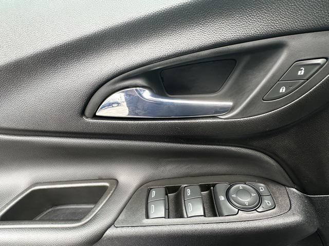 used 2023 Chevrolet Equinox car, priced at $21,585