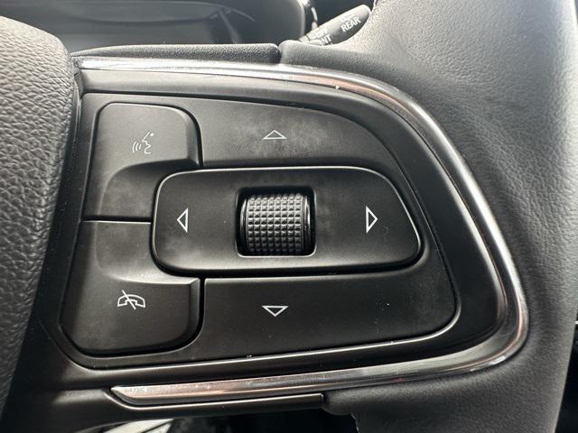 used 2022 Buick Envision car, priced at $23,898