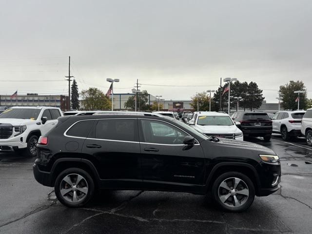 used 2019 Jeep Cherokee car, priced at $13,498