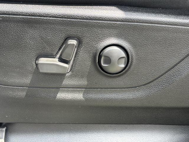 used 2022 Ram 1500 car, priced at $33,826