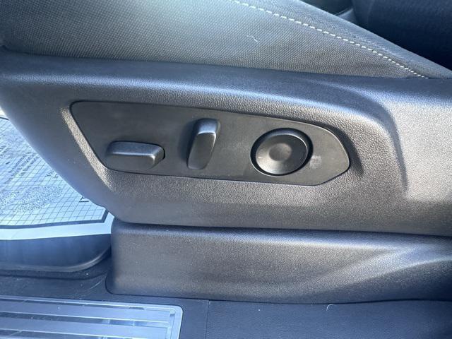 used 2023 GMC Sierra 1500 car, priced at $35,989