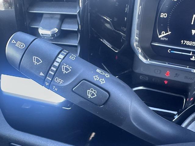 used 2023 GMC Sierra 1500 car, priced at $35,989