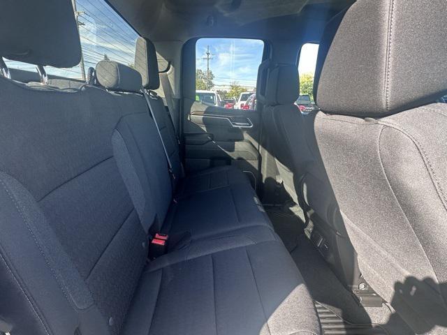 used 2023 GMC Sierra 1500 car, priced at $35,989