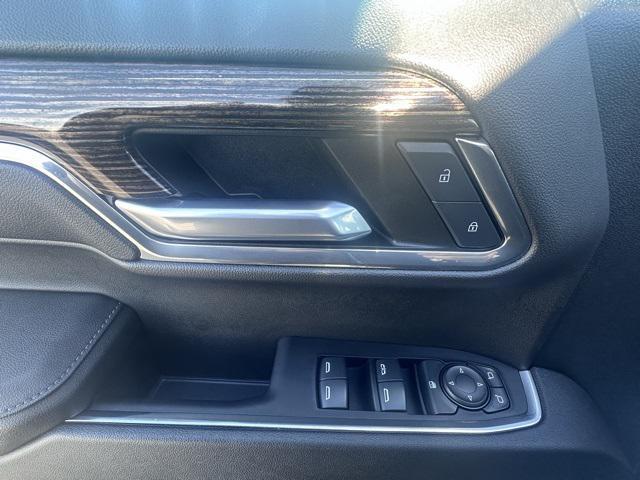 used 2023 GMC Sierra 1500 car, priced at $35,989