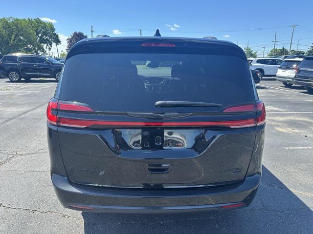 used 2021 Chrysler Pacifica car, priced at $29,898