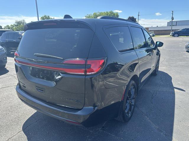 used 2021 Chrysler Pacifica car, priced at $29,898