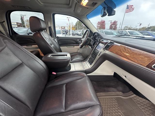 used 2014 Cadillac Escalade car, priced at $7,983