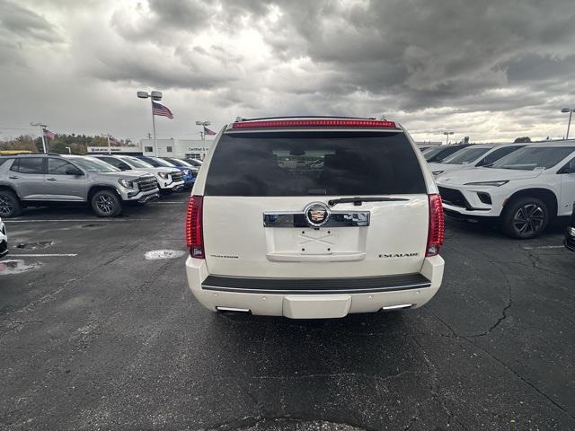 used 2014 Cadillac Escalade car, priced at $7,983