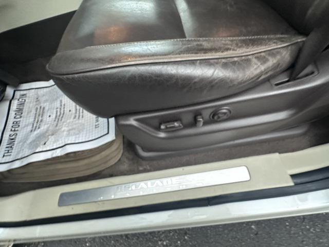 used 2014 Cadillac Escalade car, priced at $7,983