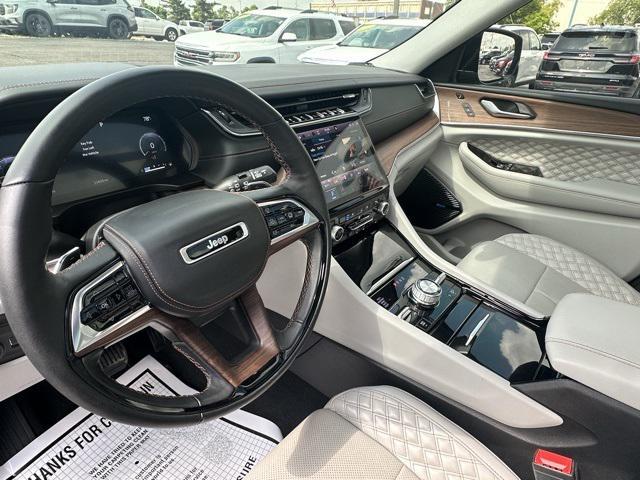 used 2022 Jeep Grand Cherokee car, priced at $39,798
