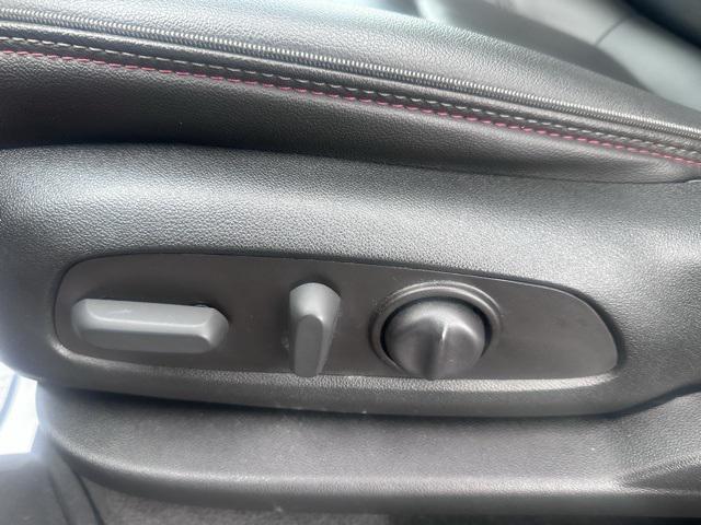 used 2023 Chevrolet Traverse car, priced at $36,977