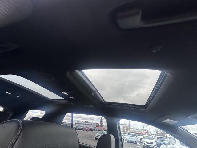 used 2023 Chevrolet Traverse car, priced at $36,977