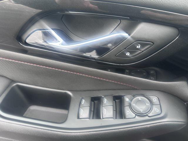 used 2023 Chevrolet Traverse car, priced at $36,977