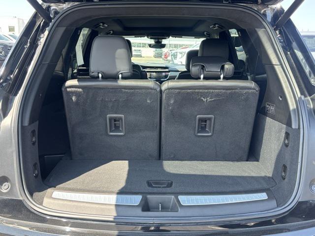 used 2022 Cadillac XT6 car, priced at $41,234