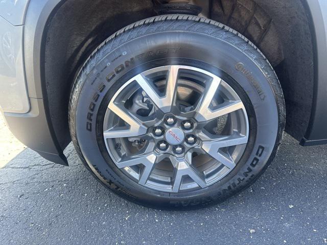 used 2023 GMC Acadia car, priced at $28,989