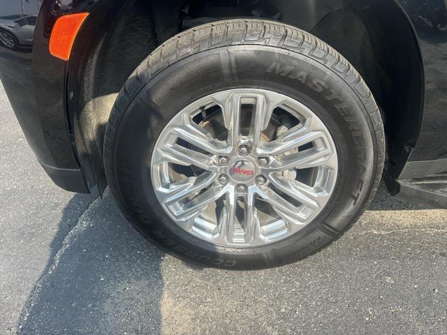used 2023 GMC Yukon car, priced at $45,989