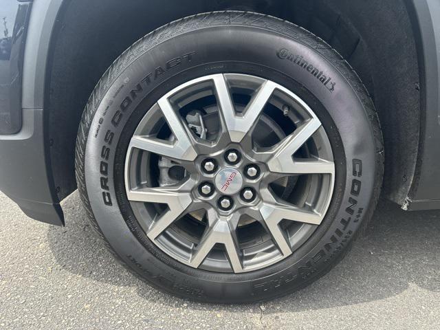 used 2023 GMC Acadia car, priced at $29,989