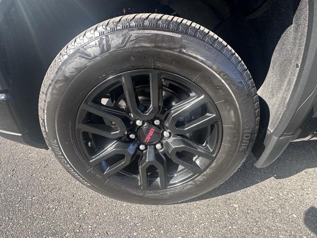 used 2022 GMC Sierra 1500 car, priced at $35,989