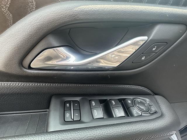 used 2023 GMC Yukon car, priced at $60,989
