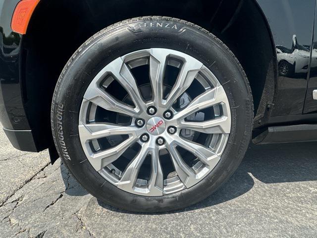 used 2023 GMC Yukon car, priced at $60,989