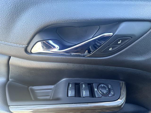 used 2023 GMC Acadia car, priced at $28,498