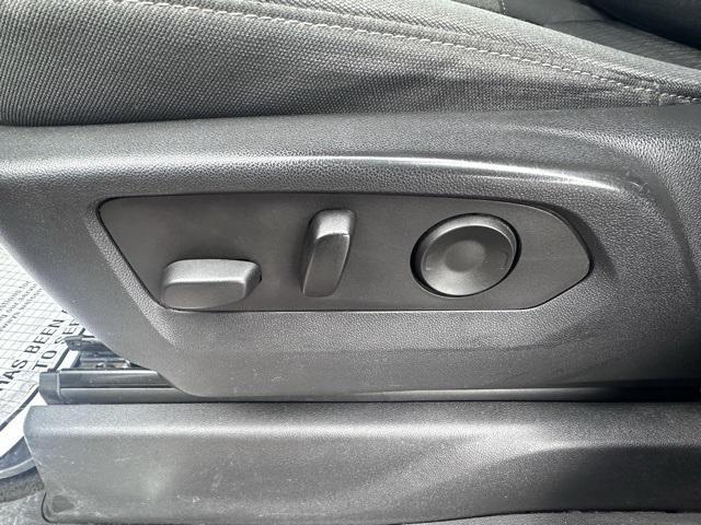 used 2022 GMC Sierra 1500 car, priced at $31,989