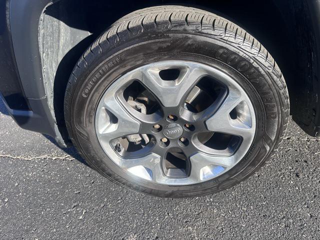 used 2018 Jeep Compass car, priced at $4,689