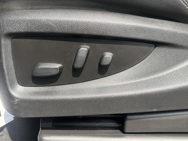used 2018 GMC Yukon car, priced at $32,887