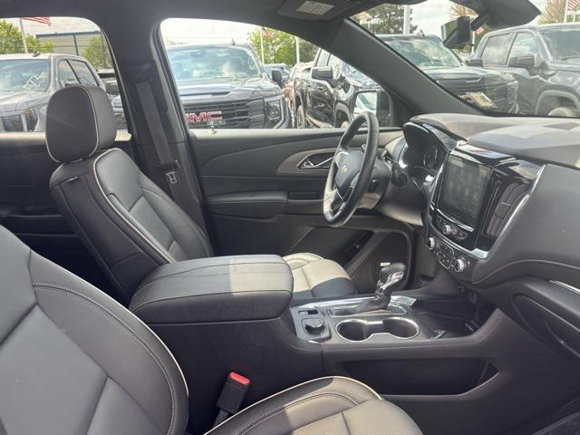 used 2023 Chevrolet Traverse car, priced at $41,898