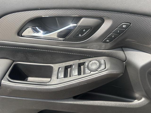 used 2023 Chevrolet Traverse car, priced at $41,898