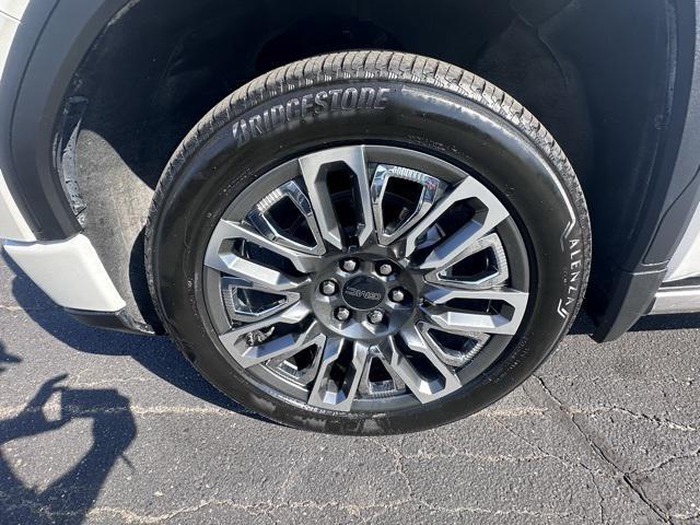 used 2024 GMC Sierra 1500 car, priced at $60,989