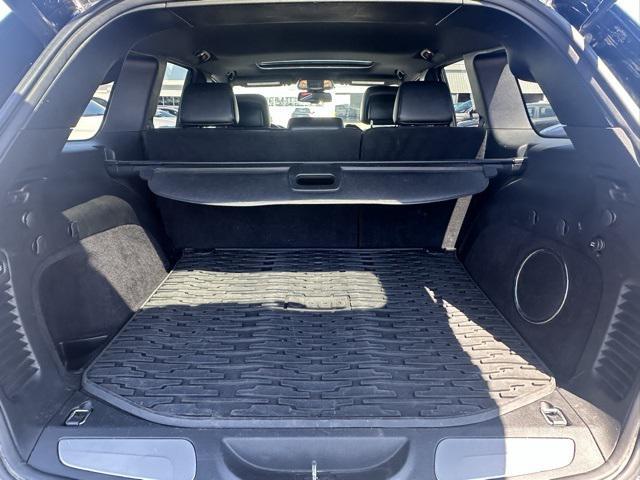 used 2014 Jeep Grand Cherokee car, priced at $11,317