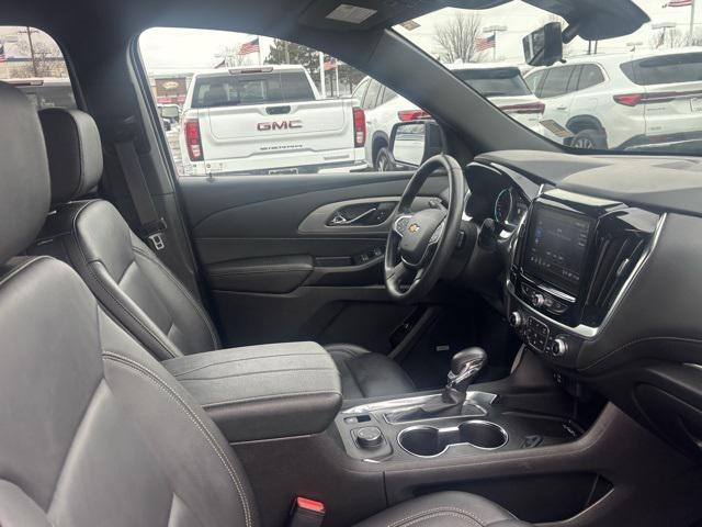 used 2022 Chevrolet Traverse car, priced at $31,788