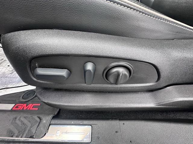 used 2023 GMC Acadia car, priced at $34,551