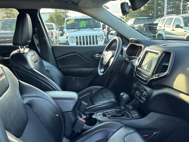 used 2019 Jeep Cherokee car, priced at $17,569