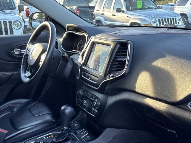 used 2019 Jeep Cherokee car, priced at $17,569