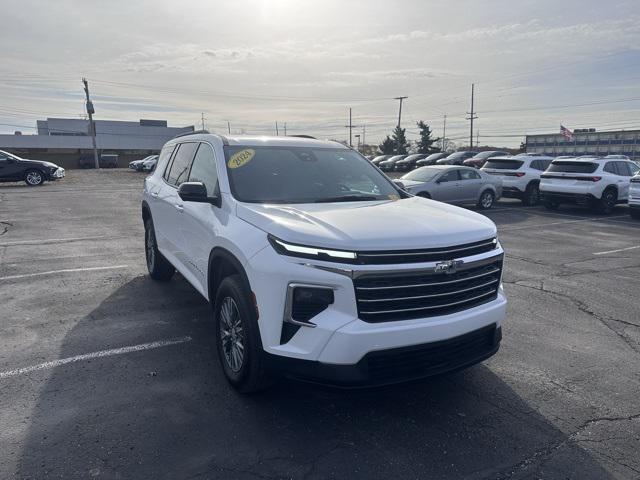 used 2024 Chevrolet Traverse car, priced at $35,989